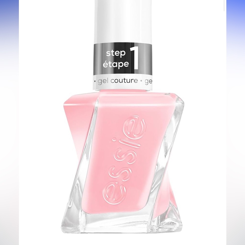 Essie Gel Couture in Gossamer Garments